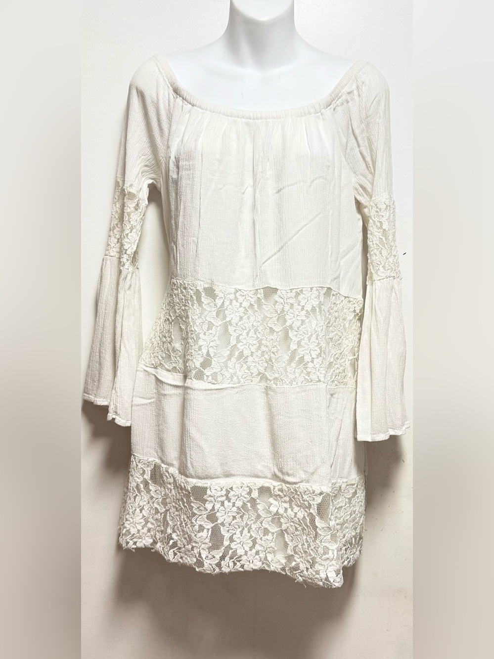 Mimi Chica White Lace Panel Boho Tunic Dress